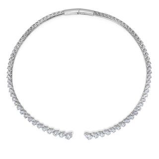About: This pear shape diamond necklace is designed with a soft, graduated drape that follows the neckline beautifully. Refined yet eye catching, it makes a statement while still feeling polished and classic.


Diamond Details:&nbsp;Lab Grown Diamonds
Total Carat Weight:&nbsp;Approx 20 Carats
Color:&nbsp;E/F
Clarity:&nbsp;VS

Metal:&nbsp;14K White Gold

Closure: Hinge Closure