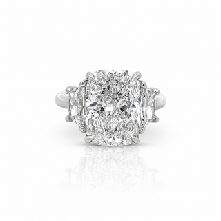 Cushion Cut Diamond Engagement Ring