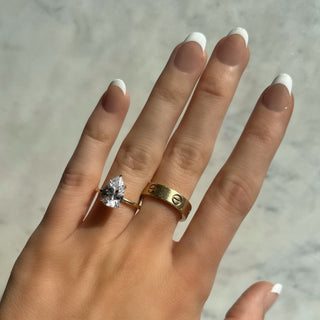 2.50 Carat Pear Cut Diamond Engagement Ring