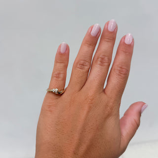 Round Diamond Snake Ring