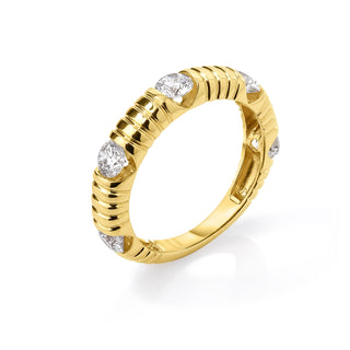 Round Lab Diamond Fluted Ring