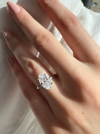 2.50 Carat Oval Cut Diamond Engagement Ring